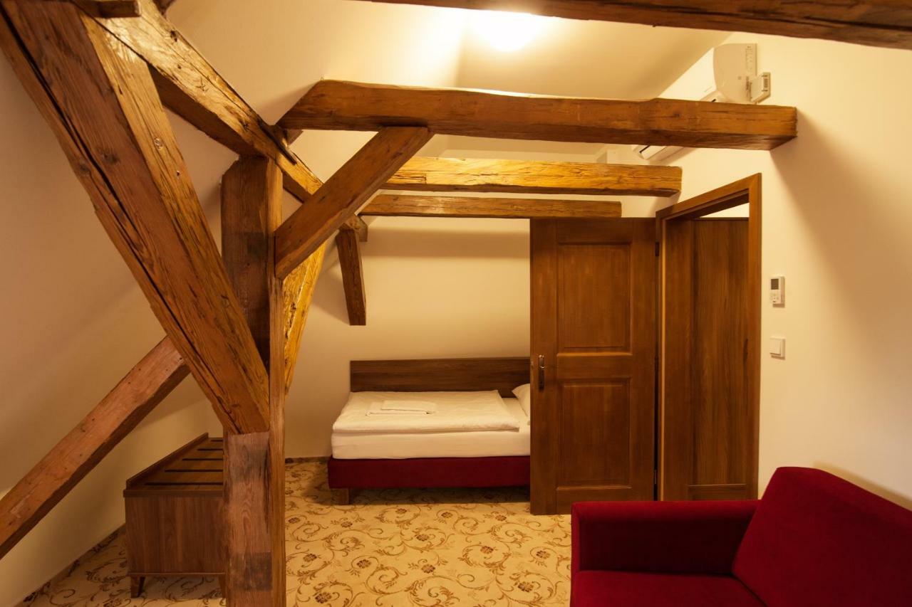 Hotel Zamek Valec Vladislav Kamer foto